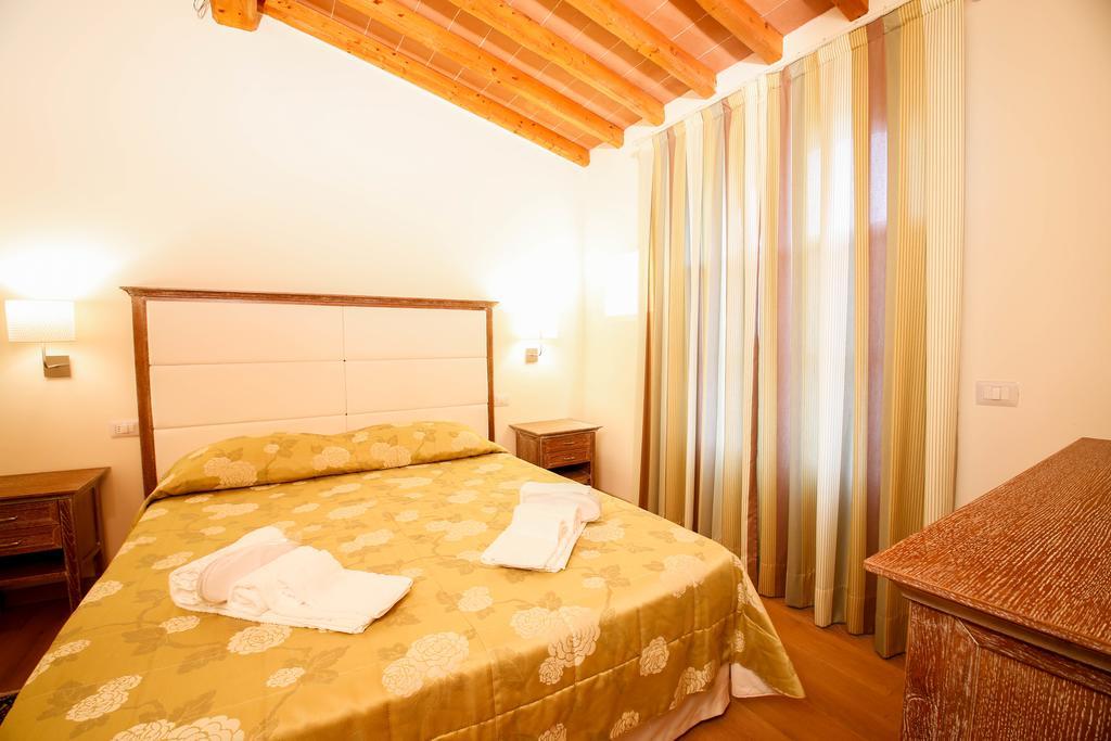 Casa Montecuccoli Montelupo Fiorentino Rum bild